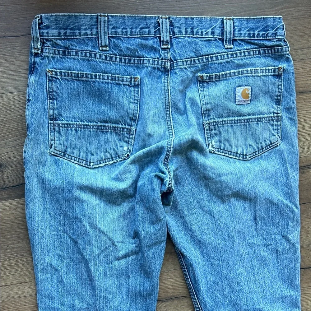 Carhartt Men's Blue Distressed Jeans. ! 36x30
